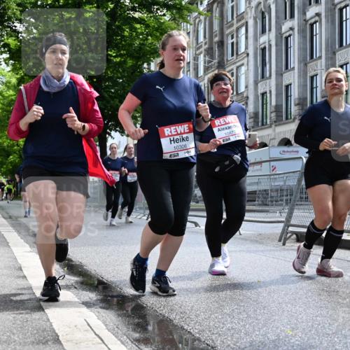 14.06.2026 - REWE Women's Run J. Mangold http://msf.ph/oto/9755407 14.06.2026 10:17:24 Ziel 10270, 10316, 10615, 10797, 10807, 10877 meine-sportfotos.de