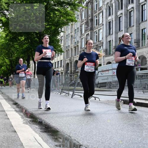 14.06.2026 - REWE Women's Run J. Mangold http://msf.ph/oto/9755423 14.06.2026 10:17:27 Ziel 10270, 10316, 10615, 10797, 10807, 10877, 10941 meine-sportfotos.de