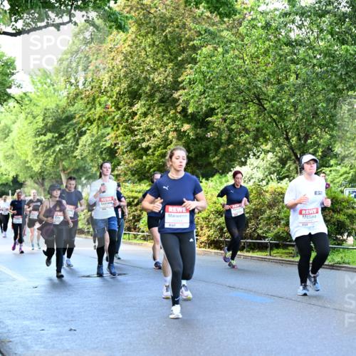 14.06.2026 - REWE Women's Run Dr. Thomas Lammeyer http://msf.ph/oto/9755434 14.06.2026 09:18:58 Laufen 51 meine-sportfotos.de