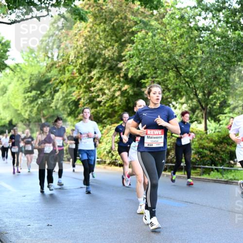 14.06.2026 - REWE Women's Run Dr. Thomas Lammeyer http://msf.ph/oto/9755443 14.06.2026 09:18:58 Laufen 10454, 7, 7, 10937, 57 meine-sportfotos.de