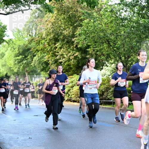 14.06.2026 - REWE Women's Run Dr. Thomas Lammeyer http://msf.ph/oto/9755464 14.06.2026 09:19:00 Laufen 57, 11493 meine-sportfotos.de