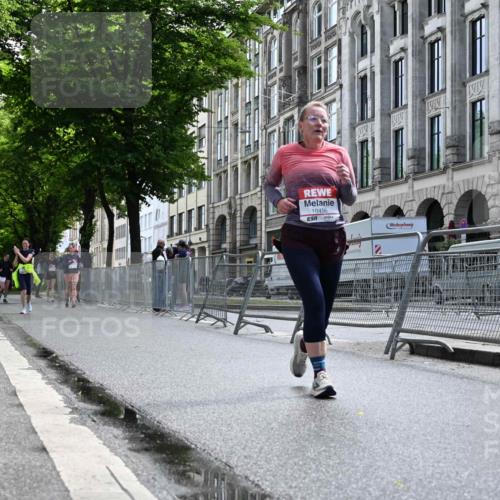14.06.2026 - REWE Women's Run J. Mangold http://msf.ph/oto/9755468 14.06.2026 10:17:34 Ziel 10456, 10941 meine-sportfotos.de