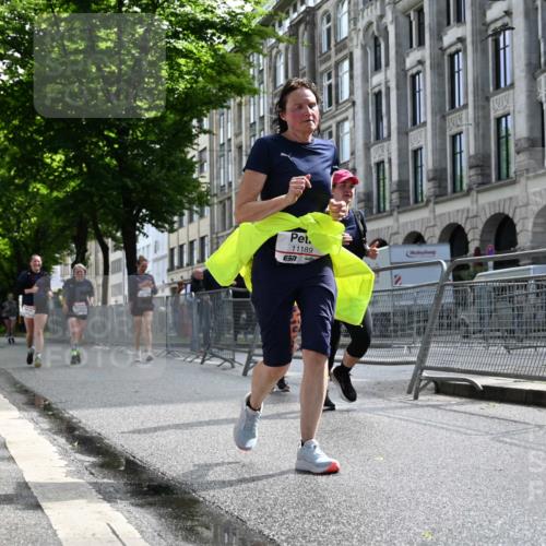 14.06.2026 - REWE Women's Run J. Mangold http://msf.ph/oto/9755477 14.06.2026 10:17:42 Ziel 10157, 10515, 11189, 11449 meine-sportfotos.de