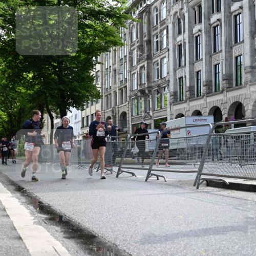 14.06.2026 - REWE Women's Run J. Mangold http://msf.ph/oto/9755491 14.06.2026 10:17:45 Ziel 10157, 10515, 10865, 10866, 11189, 11449 meine-sportfotos.de