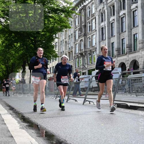 14.06.2026 - REWE Women's Run J. Mangold http://msf.ph/oto/9755499 14.06.2026 10:17:47 Ziel 10157, 10515, 10865, 10866, 11189, 11449 meine-sportfotos.de