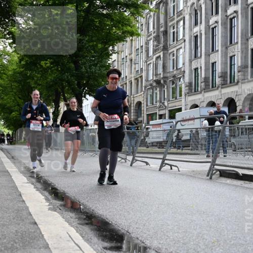 14.06.2026 - REWE Women's Run J. Mangold http://msf.ph/oto/9755521 14.06.2026 10:17:55 Ziel 10141, 10707, 10851, 11314 meine-sportfotos.de