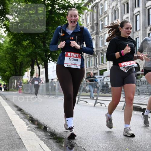 14.06.2026 - REWE Women's Run J. Mangold http://msf.ph/oto/9755551 14.06.2026 10:17:57 Ziel 10141, 10707, 10851, 11314 meine-sportfotos.de