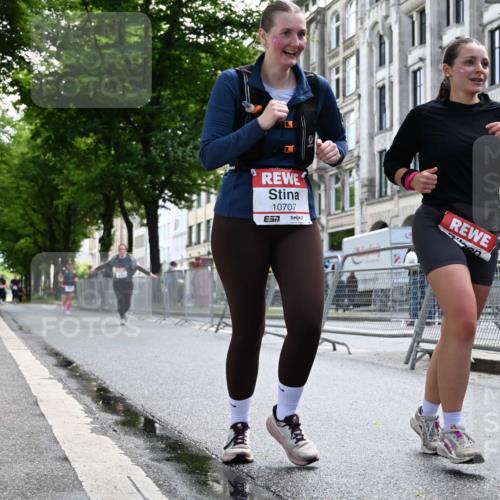 14.06.2026 - REWE Women's Run J. Mangold http://msf.ph/oto/9755554 14.06.2026 10:17:58 Ziel 10141, 10684, 10707, 10851, 11314 meine-sportfotos.de