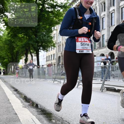 14.06.2026 - REWE Women's Run J. Mangold http://msf.ph/oto/9755555 14.06.2026 10:17:58 Ziel 10141, 10684, 10707, 10851, 11314 meine-sportfotos.de