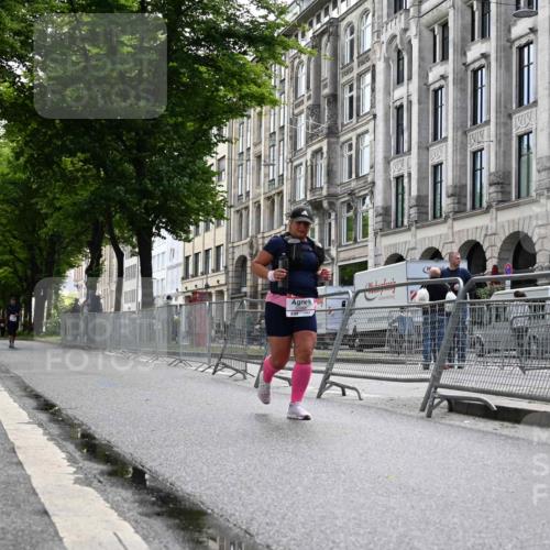 14.06.2026 - REWE Women's Run J. Mangold http://msf.ph/oto/9755595 14.06.2026 10:18:07 Ziel 10684, 10864 meine-sportfotos.de