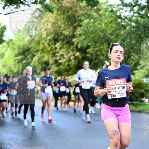 14.06.2026 - REWE Women's Run Dr. Thomas Lammeyer http://msf.ph/oto/9755614 14.06.2026 09:19:10 Laufen 11041, 1011 meine-sportfotos.de
