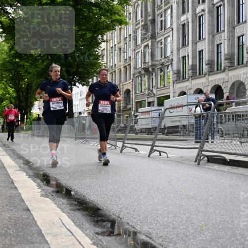14.06.2026 - REWE Women's Run J. Mangold http://msf.ph/oto/9755618 14.06.2026 10:18:20 Ziel 10506, 11100 meine-sportfotos.de