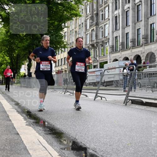 14.06.2026 - REWE Women's Run J. Mangold http://msf.ph/oto/9755627 14.06.2026 10:18:21 Ziel 10506, 11100 meine-sportfotos.de