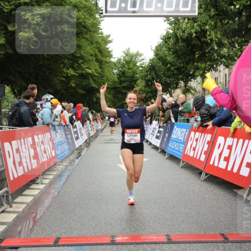 14.06.2026 - REWE Women's Run Strokosch-Dieckow http://msf.ph/oto/9755650 14.06.2026 09:47:15 Ziel 10430, 10601 meine-sportfotos.de