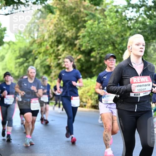 14.06.2026 - REWE Women's Run Dr. Thomas Lammeyer http://msf.ph/oto/9755651 14.06.2026 09:19:12 Laufen 10719, 10227 meine-sportfotos.de