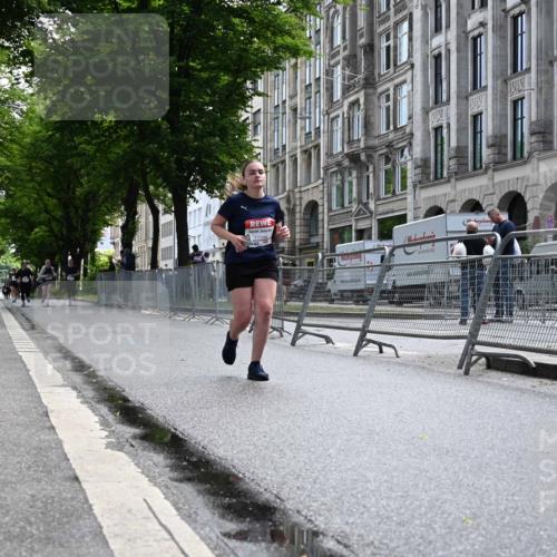 14.06.2026 - REWE Women's Run J. Mangold http://msf.ph/oto/9755716 14.06.2026 10:19:23 Ziel 11394 meine-sportfotos.de