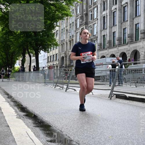14.06.2026 - REWE Women's Run J. Mangold http://msf.ph/oto/9755730 14.06.2026 10:19:24 Ziel 11394 meine-sportfotos.de