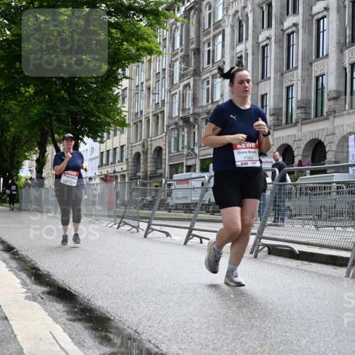 14.06.2026 - REWE Women's Run J. Mangold http://msf.ph/oto/9755813 14.06.2026 10:20:00 Ziel 10446, 11028, 11215, 11216, 11424 meine-sportfotos.de
