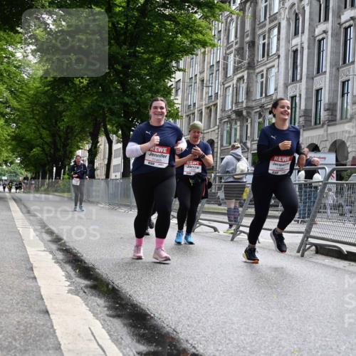 14.06.2026 - REWE Women's Run J. Mangold http://msf.ph/oto/9755870 14.06.2026 10:20:20 Ziel 10485, 10767, 11064, 11465 meine-sportfotos.de