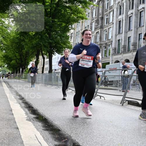 14.06.2026 - REWE Women's Run J. Mangold http://msf.ph/oto/9755876 14.06.2026 10:20:21 Ziel 10485, 10767, 11064, 11465 meine-sportfotos.de
