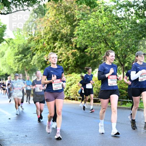 14.06.2026 - REWE Women's Run Dr. Thomas Lammeyer http://msf.ph/oto/9755930 14.06.2026 09:19:33 Laufen 10301, 10602, 57, 10995 meine-sportfotos.de