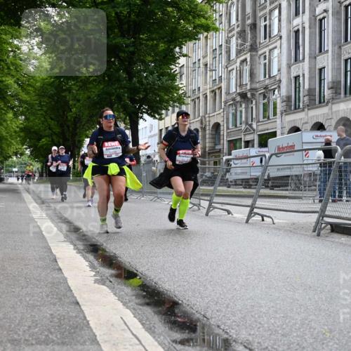 14.06.2026 - REWE Women's Run J. Mangold http://msf.ph/oto/9755934 14.06.2026 10:21:04 Ziel 10520, 10714, 11249, 11256 meine-sportfotos.de