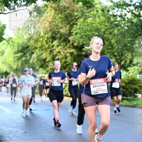 14.06.2026 - REWE Women's Run Dr. Thomas Lammeyer http://msf.ph/oto/9755951 14.06.2026 09:19:34 Laufen 10301, 57 meine-sportfotos.de