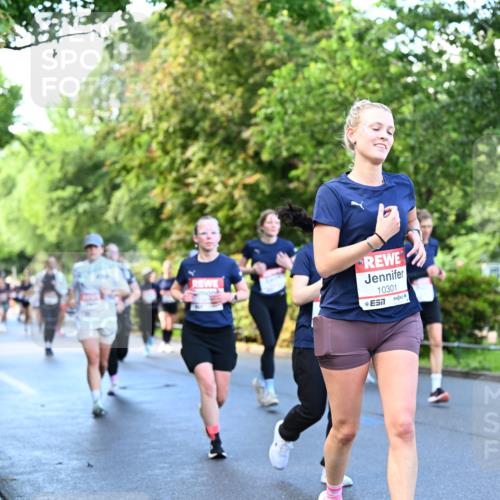 14.06.2026 - REWE Women's Run Dr. Thomas Lammeyer http://msf.ph/oto/9755954 14.06.2026 09:19:34 Laufen 10301 meine-sportfotos.de