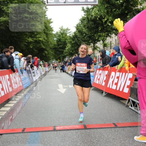 14.06.2026 - REWE Women's Run Strokosch-Dieckow http://msf.ph/oto/9755983 14.06.2026 09:46:52 Ziel 10892, 11520 meine-sportfotos.de