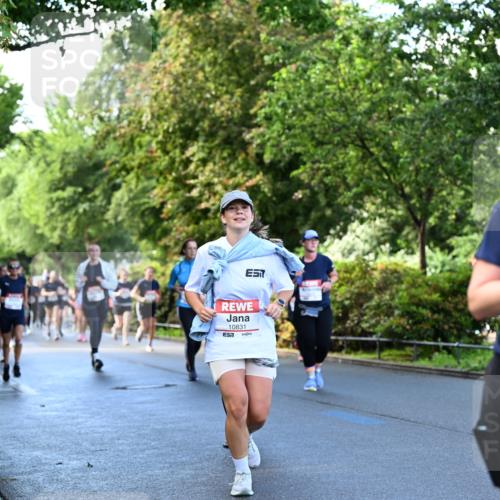 14.06.2026 - REWE Women's Run Dr. Thomas Lammeyer http://msf.ph/oto/9755989 14.06.2026 09:19:37 Laufen 11472, 10831, 7 meine-sportfotos.de