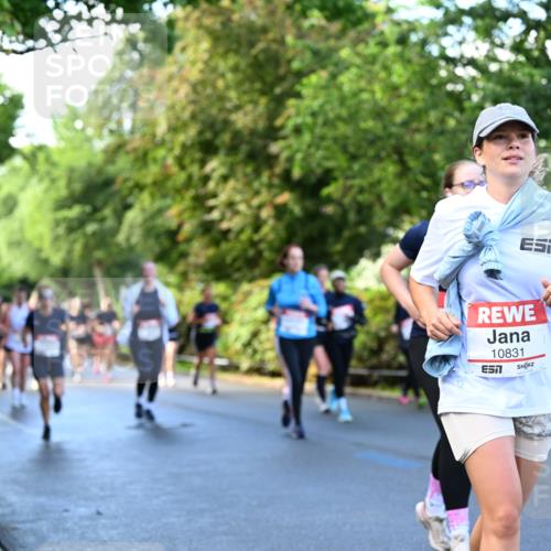 14.06.2026 - REWE Women's Run Dr. Thomas Lammeyer http://msf.ph/oto/9756006 14.06.2026 09:19:38 Laufen 10831 meine-sportfotos.de