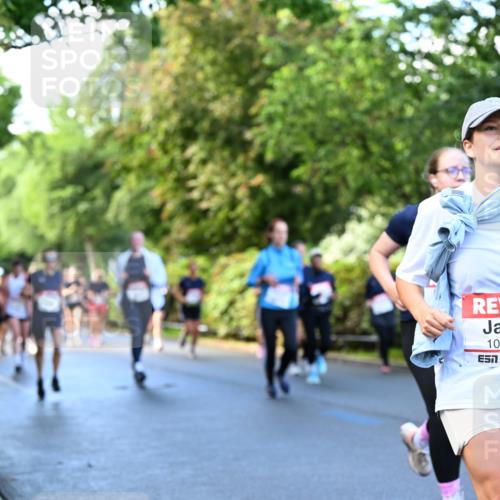 14.06.2026 - REWE Women's Run Dr. Thomas Lammeyer http://msf.ph/oto/9756007 14.06.2026 09:19:38 Laufen 10831, 7 meine-sportfotos.de