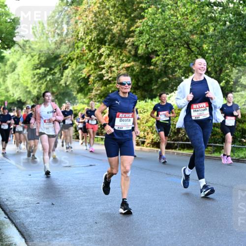 14.06.2026 - REWE Women's Run Dr. Thomas Lammeyer http://msf.ph/oto/9756046 14.06.2026 09:19:41 Laufen 10453, 10805, 57 meine-sportfotos.de