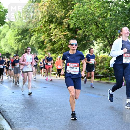14.06.2026 - REWE Women's Run Dr. Thomas Lammeyer http://msf.ph/oto/9756053 14.06.2026 09:19:41 Laufen 10453, 7, 108 meine-sportfotos.de