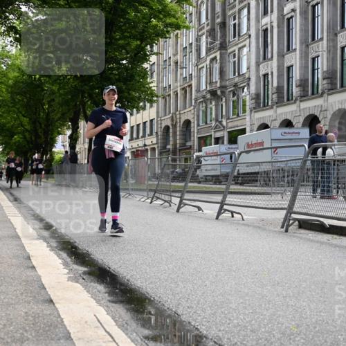 14.06.2026 - REWE Women's Run J. Mangold http://msf.ph/oto/9756072 14.06.2026 10:22:44 Ziel 10437 meine-sportfotos.de