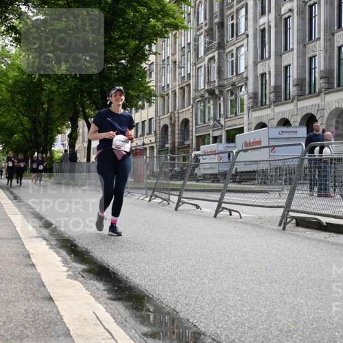 14.06.2026 - REWE Women's Run J. Mangold http://msf.ph/oto/9756075 14.06.2026 10:22:44 Ziel 10437 meine-sportfotos.de