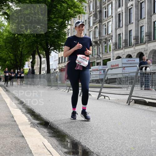 14.06.2026 - REWE Women's Run J. Mangold http://msf.ph/oto/9756092 14.06.2026 10:22:45 Ziel 10437 meine-sportfotos.de