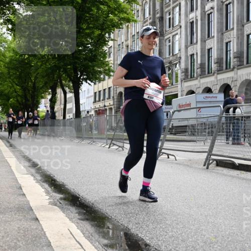 14.06.2026 - REWE Women's Run J. Mangold http://msf.ph/oto/9756094 14.06.2026 10:22:46 Ziel 10437, 10560, 11203 meine-sportfotos.de