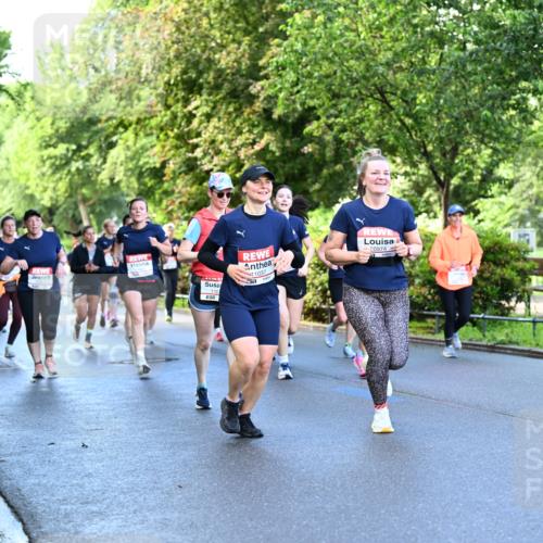 14.06.2026 - REWE Women's Run Dr. Thomas Lammeyer http://msf.ph/oto/9756106 14.06.2026 09:19:45 Laufen 11037, 10974 meine-sportfotos.de