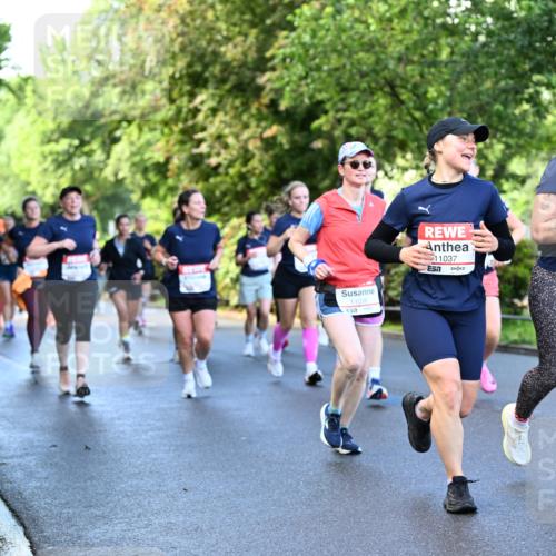 14.06.2026 - REWE Women's Run Dr. Thomas Lammeyer http://msf.ph/oto/9756115 14.06.2026 09:19:46 Laufen 11038, 57, 11037 meine-sportfotos.de