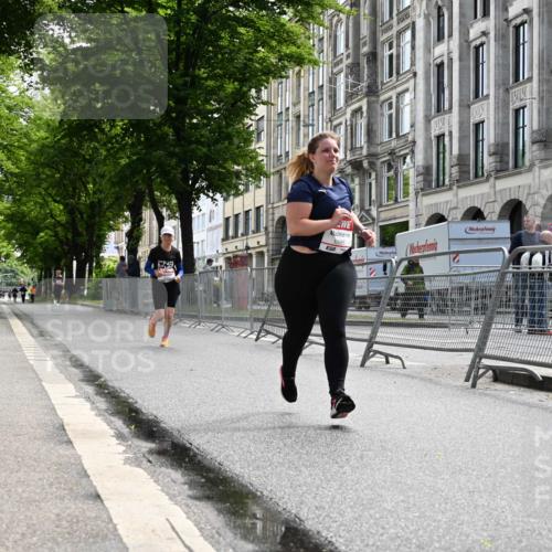 14.06.2026 - REWE Women's Run J. Mangold http://msf.ph/oto/9756124 14.06.2026 10:22:53 Ziel 10560, 10681, 10918, 11203 meine-sportfotos.de