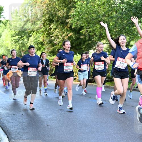 14.06.2026 - REWE Women's Run Dr. Thomas Lammeyer http://msf.ph/oto/9756129 14.06.2026 09:19:47 Laufen 10113, 10945, 10946, 10622 meine-sportfotos.de