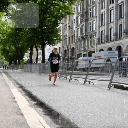 14.06.2026 - REWE Women's Run J. Mangold http://msf.ph/oto/9756137 14.06.2026 10:22:55 Ziel 10560, 10681, 10918, 11203 meine-sportfotos.de