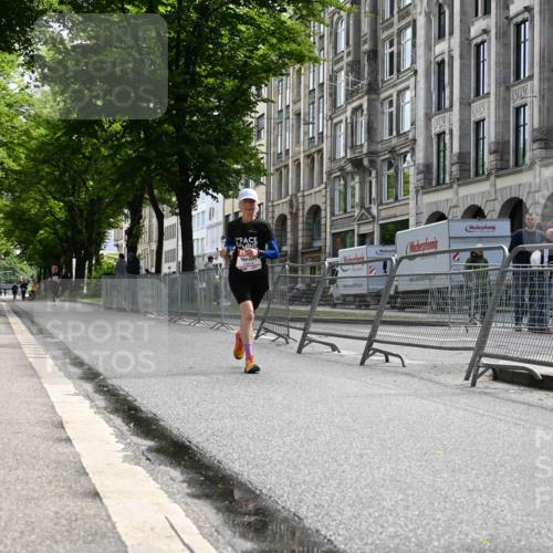 14.06.2026 - REWE Women's Run J. Mangold http://msf.ph/oto/9756141 14.06.2026 10:22:55 Ziel 10560, 10681, 10918, 11203 meine-sportfotos.de