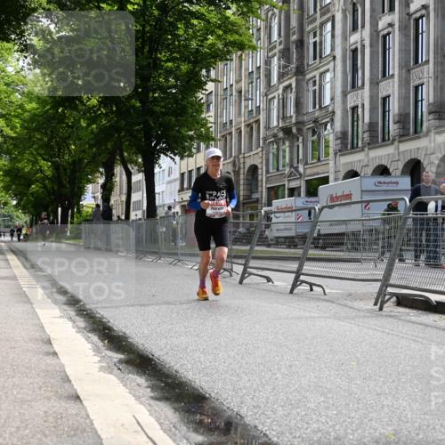 14.06.2026 - REWE Women's Run J. Mangold http://msf.ph/oto/9756144 14.06.2026 10:22:55 Ziel 10560, 10681, 10918, 11203 meine-sportfotos.de