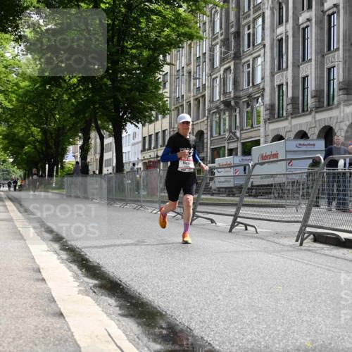 14.06.2026 - REWE Women's Run J. Mangold http://msf.ph/oto/9756147 14.06.2026 10:22:55 Ziel 10560, 10681, 10918, 11203 meine-sportfotos.de