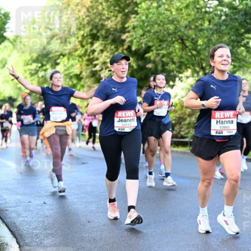14.06.2026 - REWE Women's Run Dr. Thomas Lammeyer http://msf.ph/oto/9756149 14.06.2026 09:19:49 Laufen 10113, 10945, 10946, 7 meine-sportfotos.de