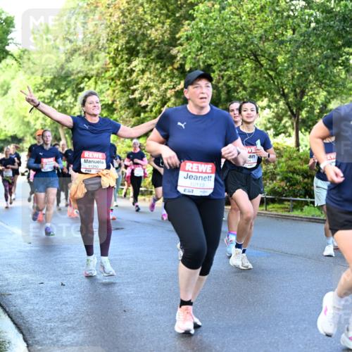 14.06.2026 - REWE Women's Run Dr. Thomas Lammeyer http://msf.ph/oto/9756150 14.06.2026 09:19:49 Laufen 11250, 10113, 7, 10, 10945 meine-sportfotos.de