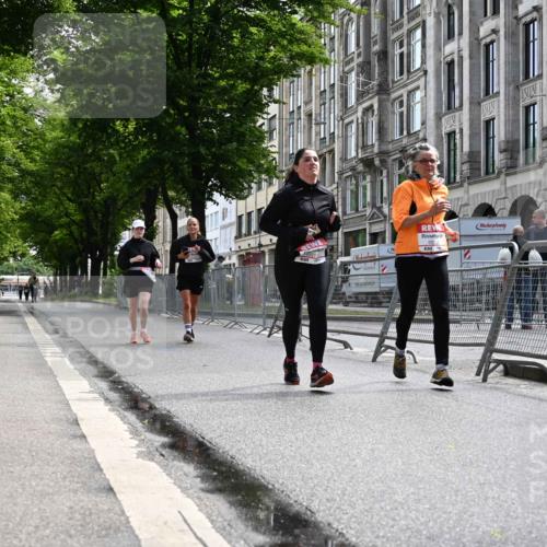 14.06.2026 - REWE Women's Run J. Mangold http://msf.ph/oto/9756206 14.06.2026 10:23:38 Ziel 10311, 10401, 10403, 10759 meine-sportfotos.de