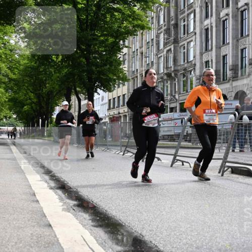 14.06.2026 - REWE Women's Run J. Mangold http://msf.ph/oto/9756208 14.06.2026 10:23:38 Ziel 10311, 10401, 10403, 10759 meine-sportfotos.de